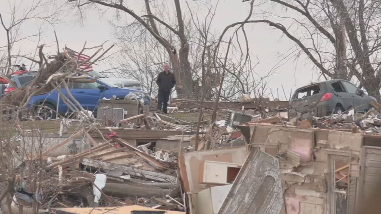 DAWSON SPRINGS CLEANUP12-15-21 (8).jpeg